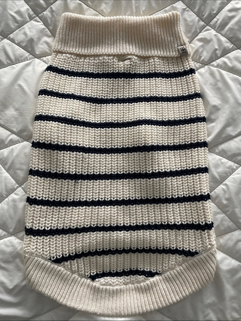 Banana Republic Cream and Navy Stripped Dog Sweater Size L